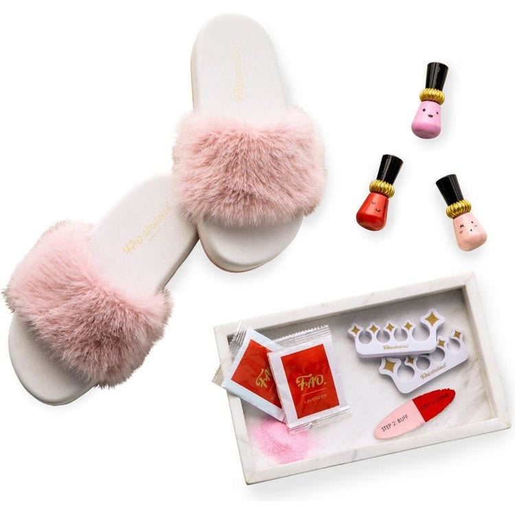 FAO Schwarz Pampered Play Slipper & Pedicure Set - Pink